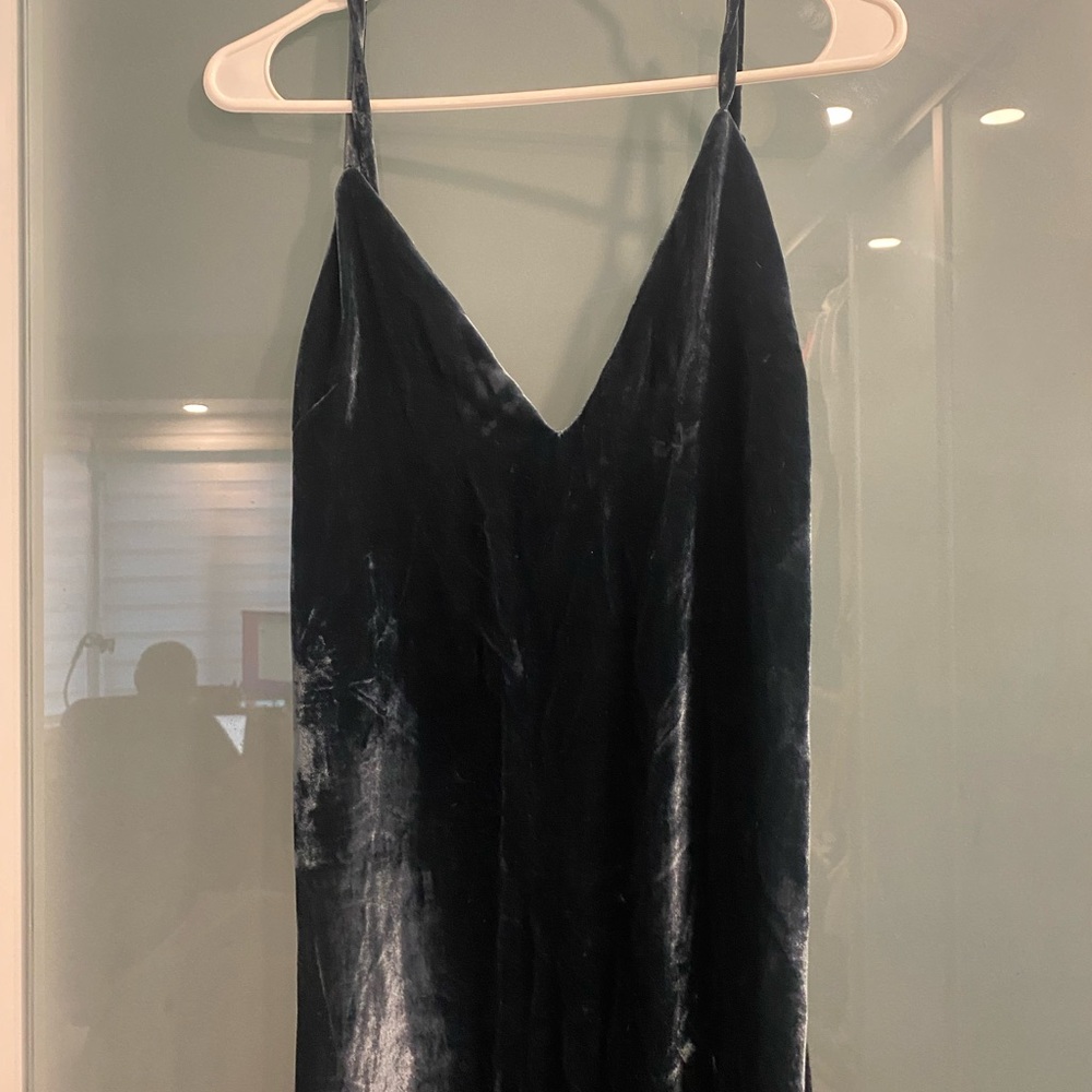 Revolve dress - Picture 3 of 3